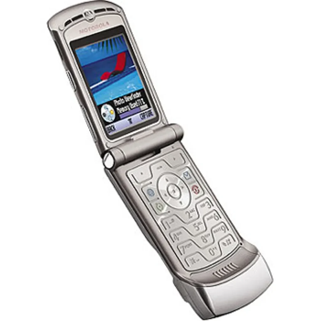 Motorola RAZR V3 (2004)