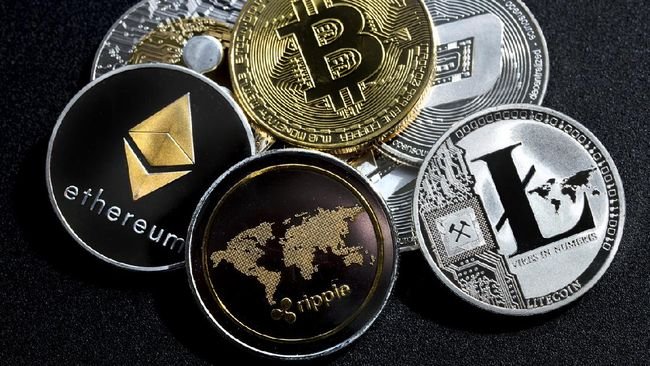 Perbedaan Bitcoin dan Cryptocurrency