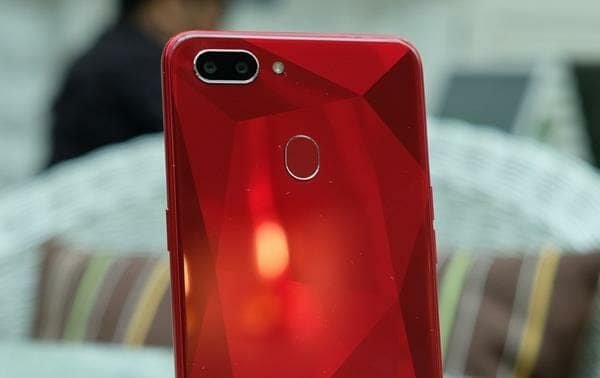 Kelebihan dan Kekurangan Realme 2